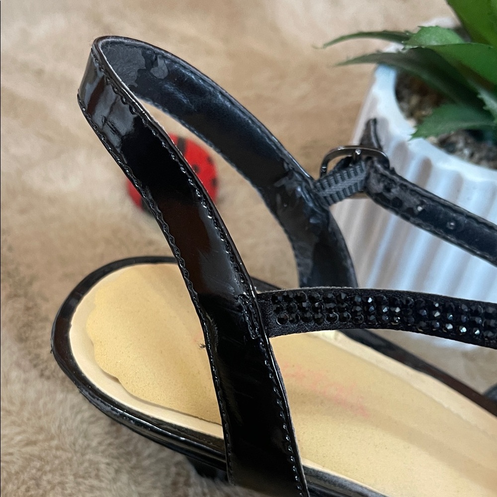 Vintage Vibe Boudoir Glam Black Sparkly Costume Heels – 8.5 Kitten Heel, 2.5” - Picture 5 of 13